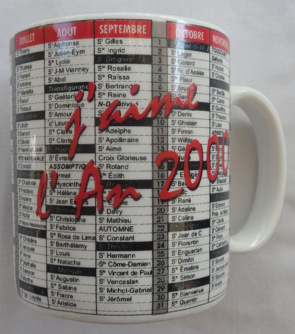 MUG neuf J'aime l'an 2000 neuf jamais utilis&eacute;
Hauteur 9,5 cm Cuisine