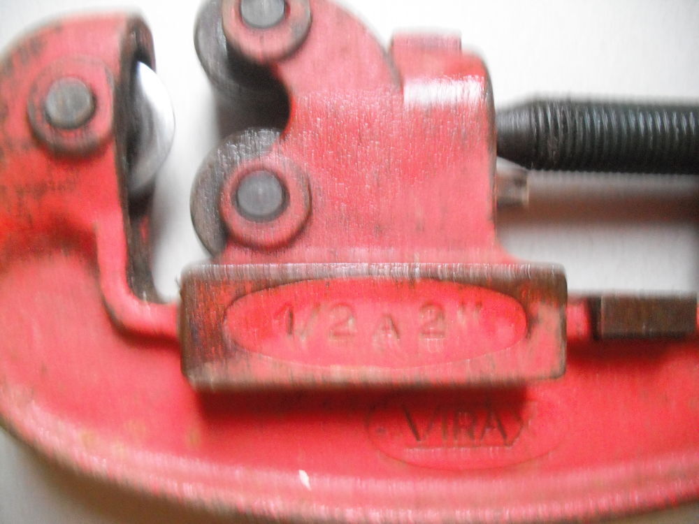 coupe tube acier fer VIRAX Bricolage