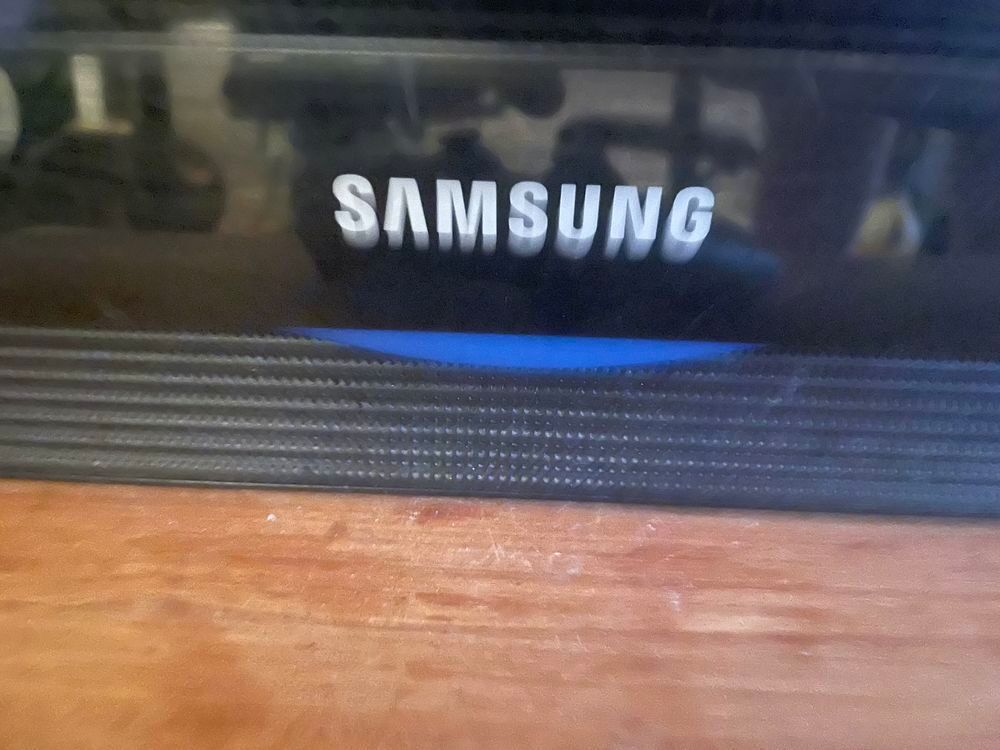TV LED Samsung - Ecran plat HD Photos/Video/TV