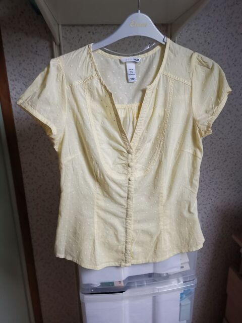 Chemise jaune clair H 12 Villemomble (93)