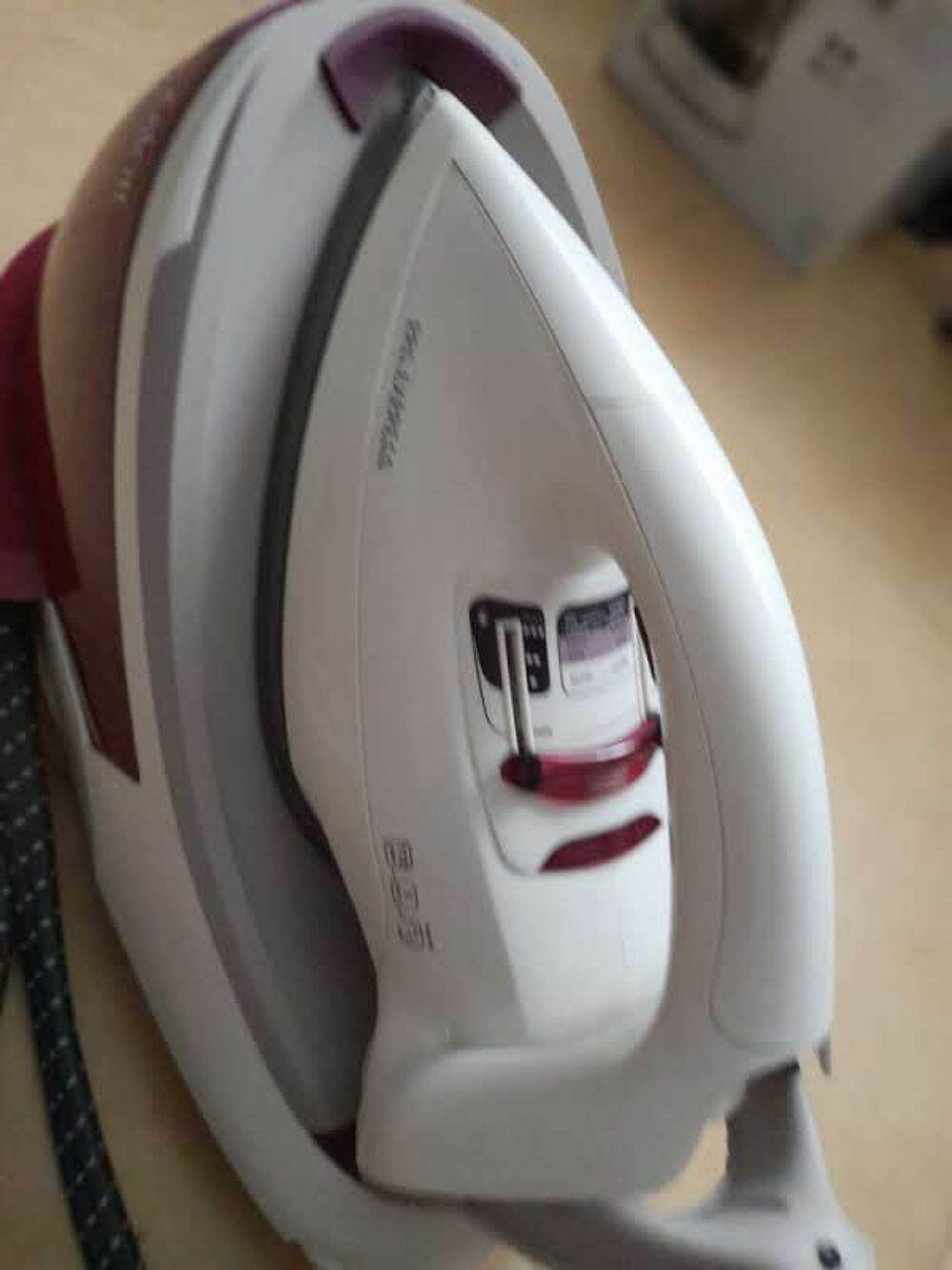 Presse vapeur philips gc7300 Electroménager