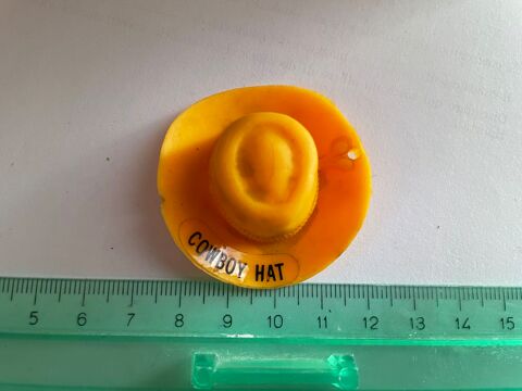 Gomma gomme eraser collection chapeau orange western 7 Bures-sur-Yvette (91)
