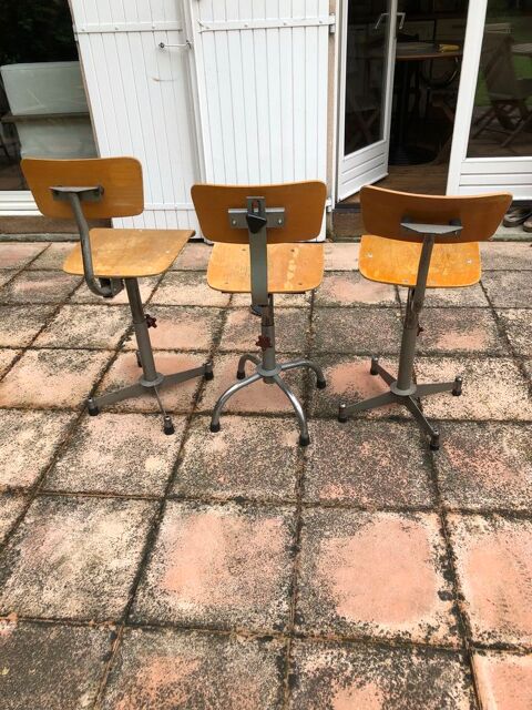 Lot de trois chaises d atelier Toulouse (31)