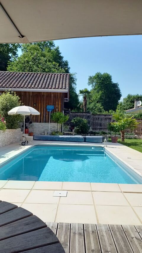   Maison, piscine, à la campagne. Maison - 4 pièce(s) - 120 m²