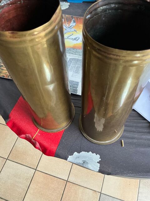 2 douilles cuivres 1917-1918 grav�es dessous ,rares 40 Steenvoorde (59)