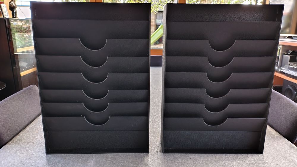 2 pr&eacute;sentoirs de documents neufs 6 cases format A4 Meubles