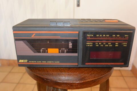 Radio- Réveil à cassettes Audio Sonic - vintage  années 1970 50 Gargenville (78)