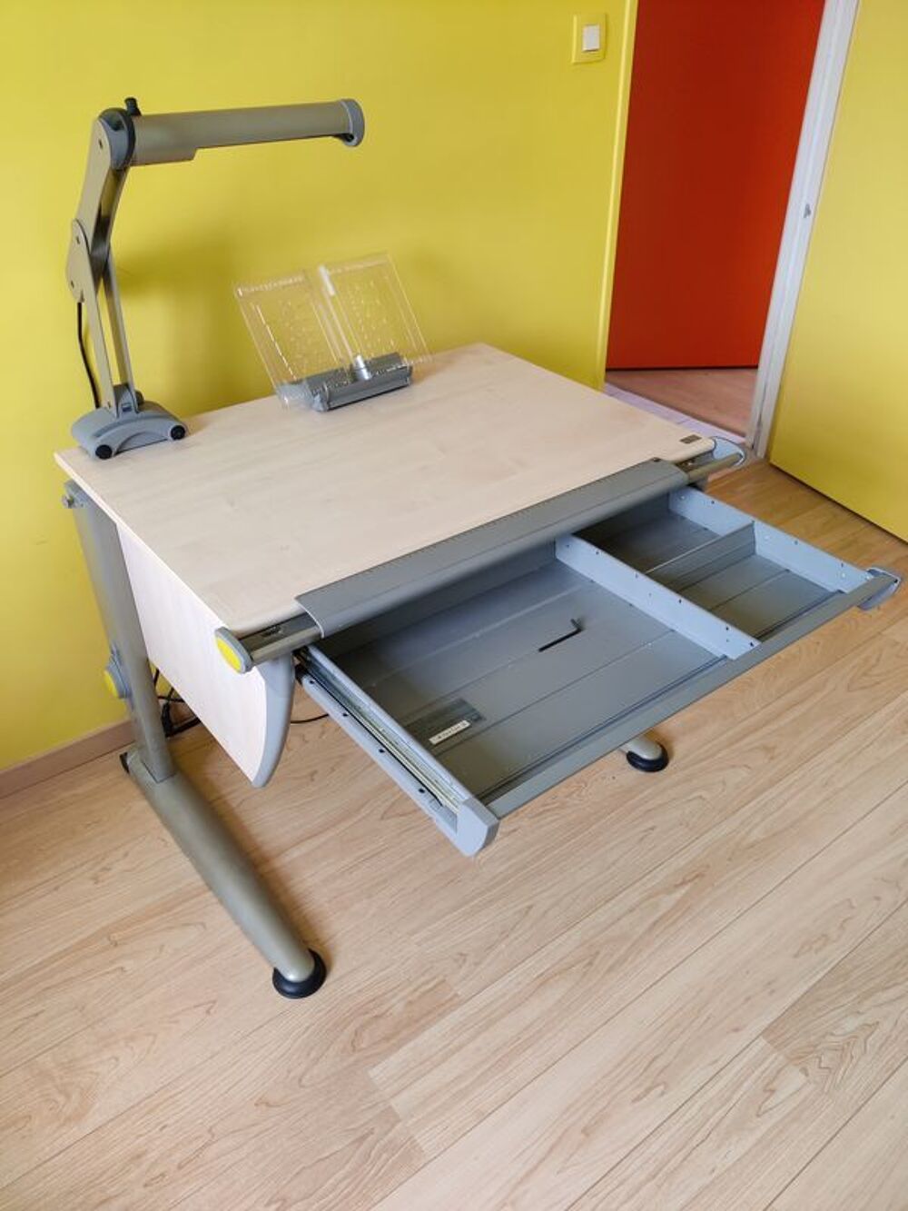 Bureau &eacute;volutif Moll Runner Compact avec sa lampe Mobilight Meubles