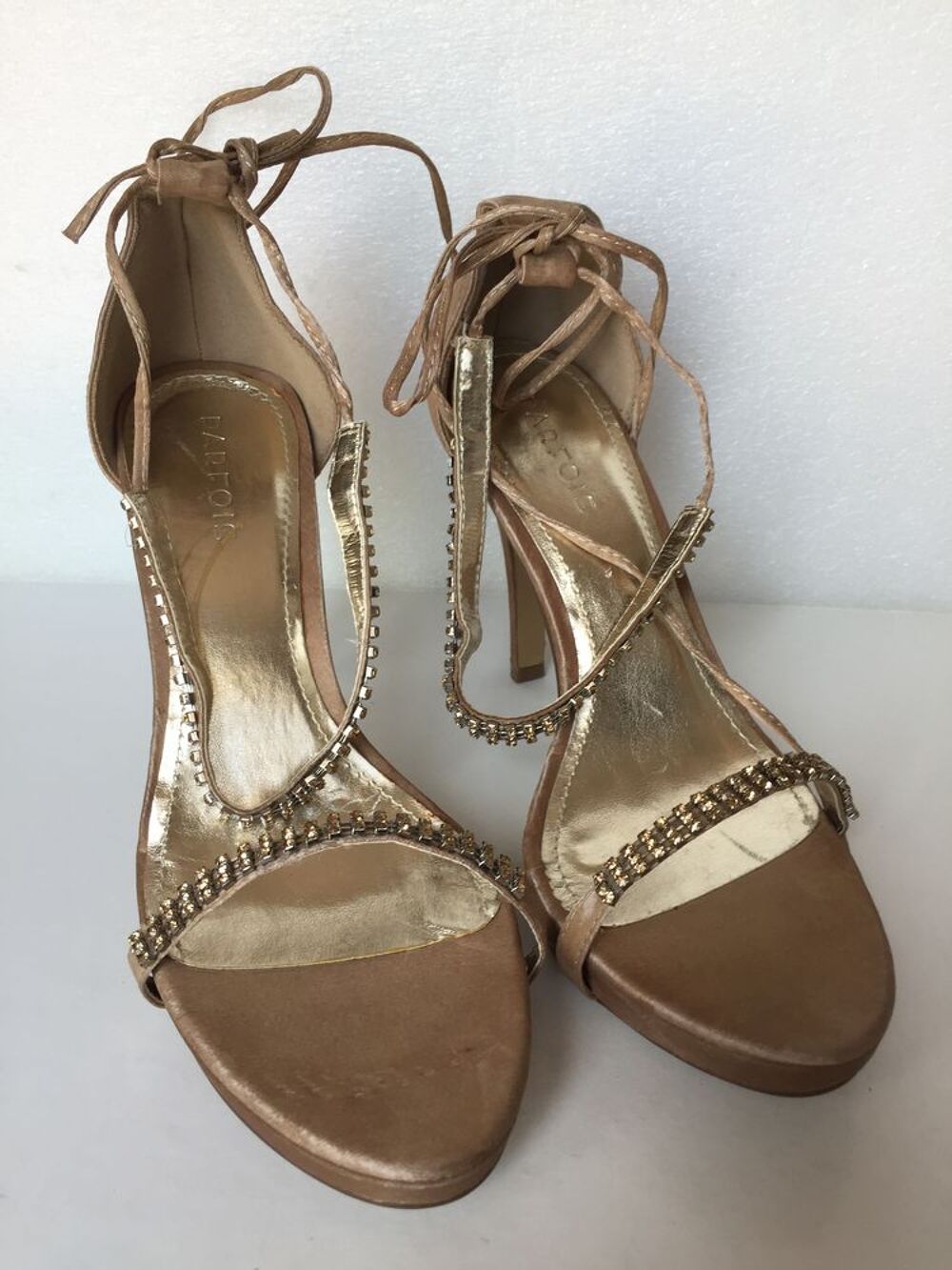 Escarpins femme Beige neuve pointure 39 Chaussures