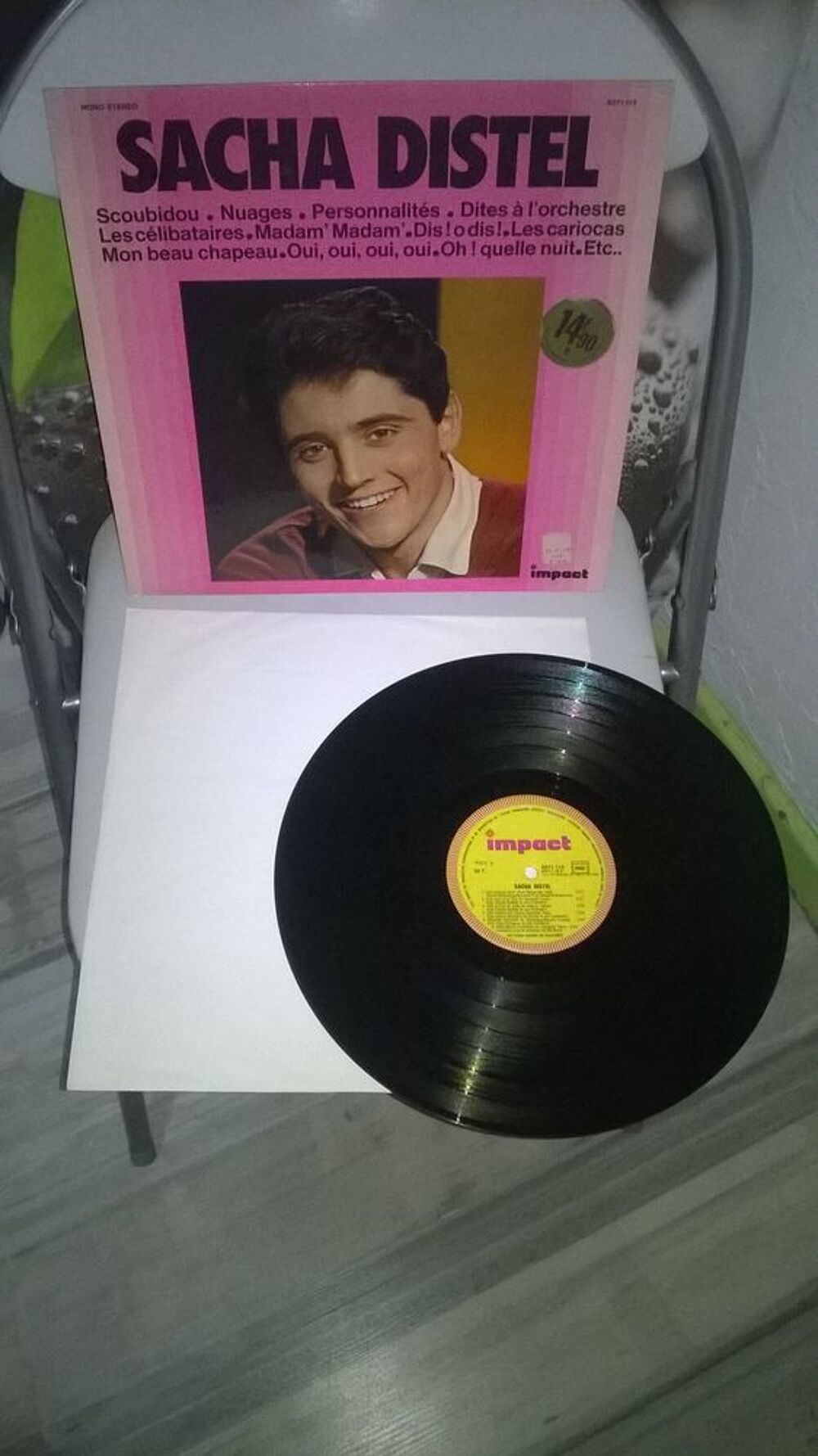 Vinyle SACHA DISTEL 
Scoubidou
1960
Excellent etat
Scoub CD et vinyles