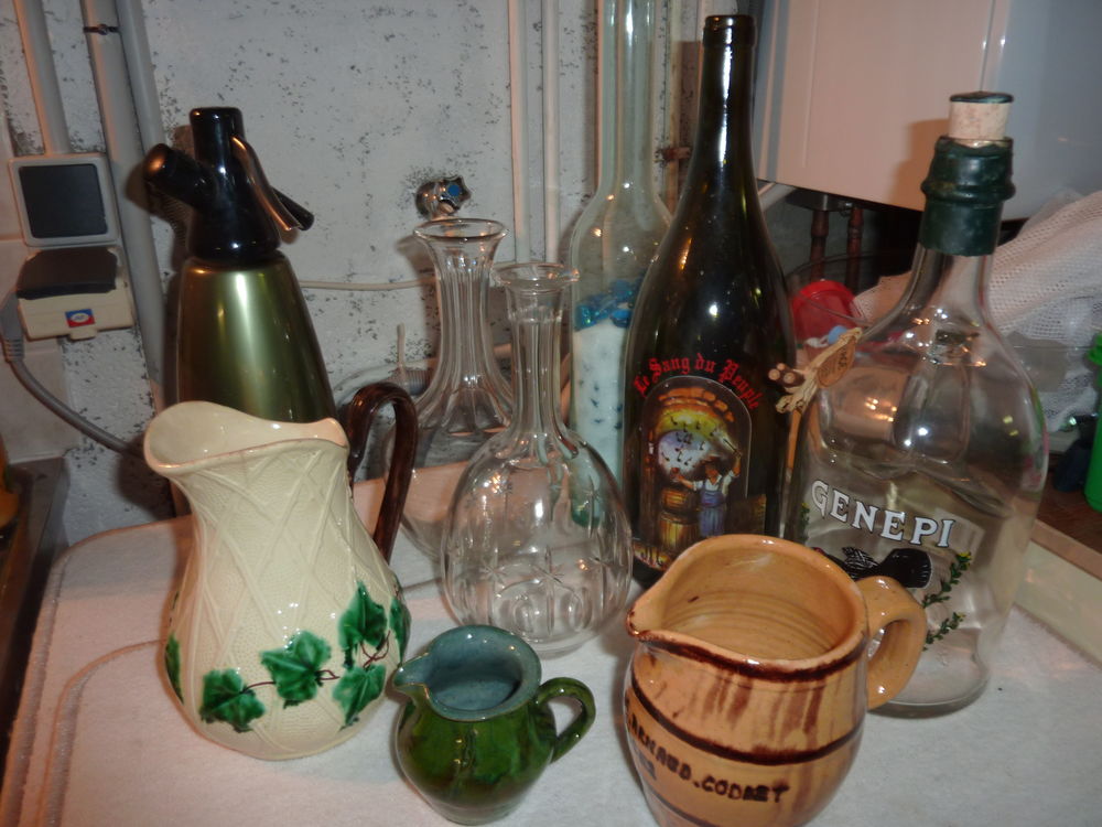 VAISSELLE, POTERIES ANCIENNES, POUPEES COLLECTION Cuisine