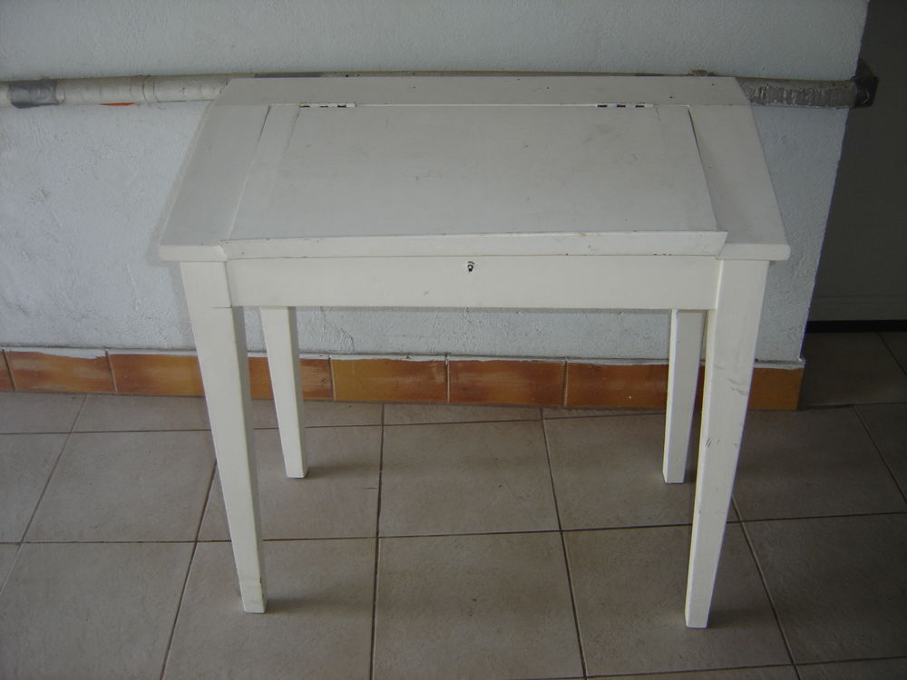 BUREAU D'ECOLIER VINTAGE Meubles