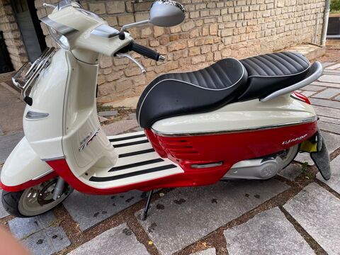 Scooter PEUGEOT 2018 occasion Chantraine 88000