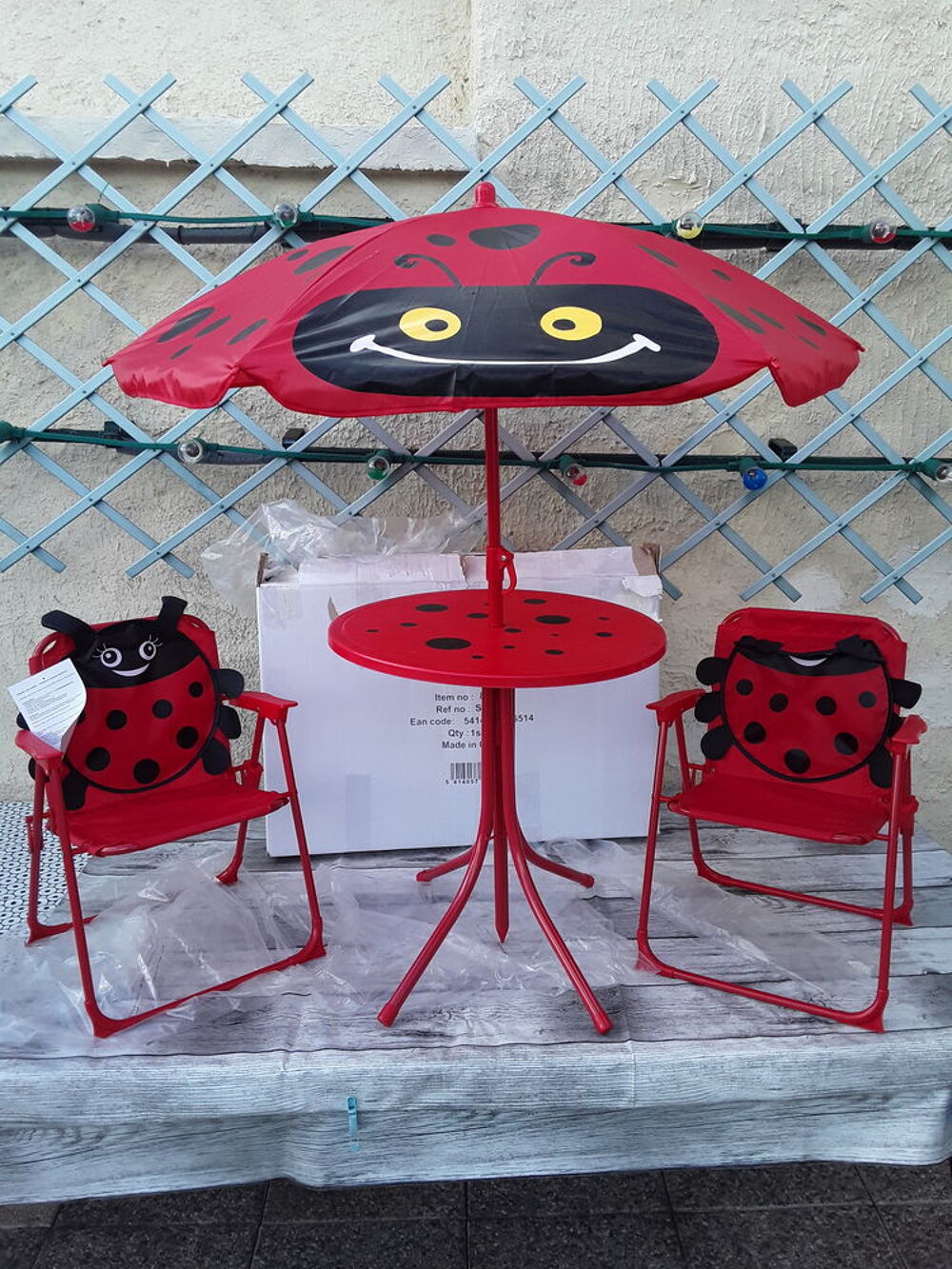 Salon de Jardin enfants motif coccinelle 3-6 ans Jeux / jouets