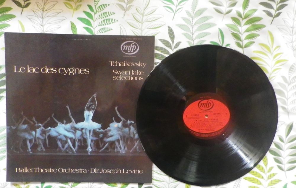 TCHAIKOWSKY Le lac des cygnes Vynil 33T CD et vinyles