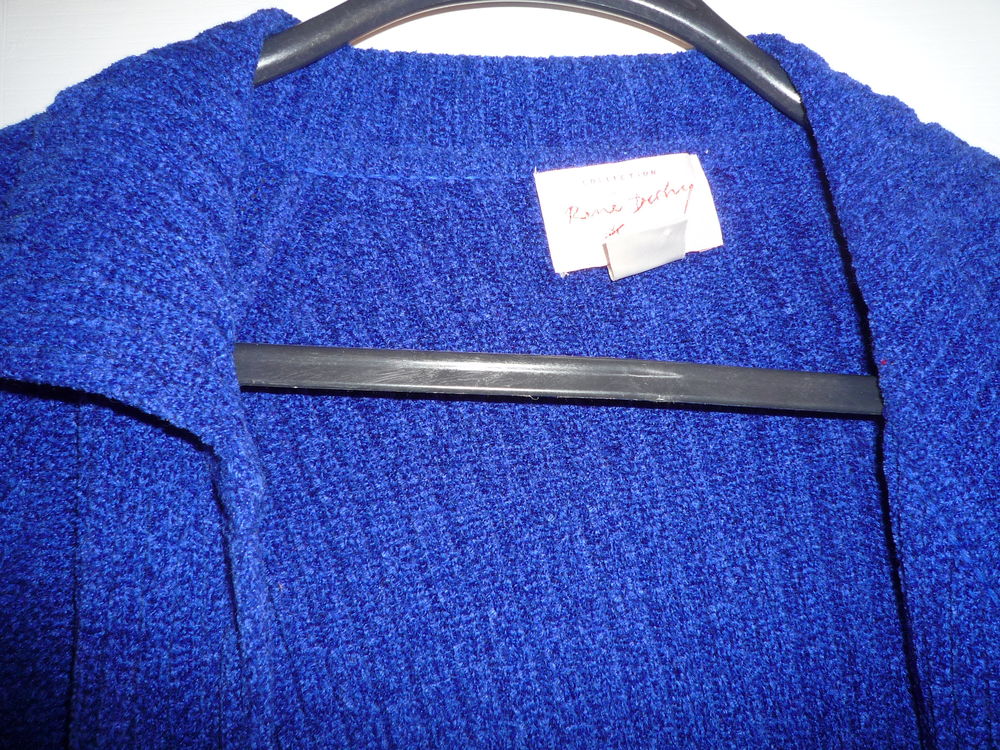 GILET NEUF RENE DHERY JAMAIS PORTE T46/48 Vêtements