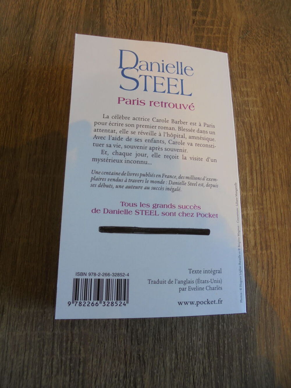 Paris retrouv&eacute; (97) Livres et BD