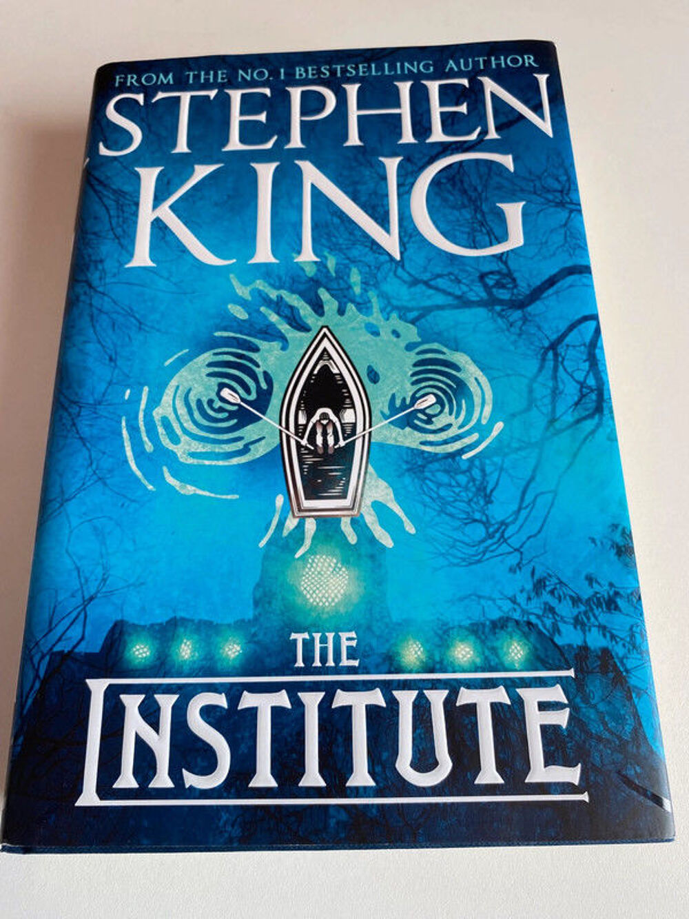 Livre The Institute Livres et BD