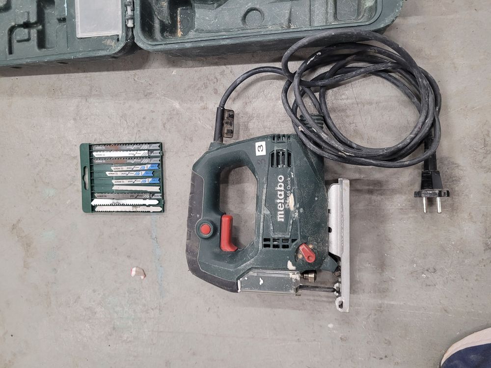 SCIE SAUTEUSE METABO STB 65 QUICK Bricolage