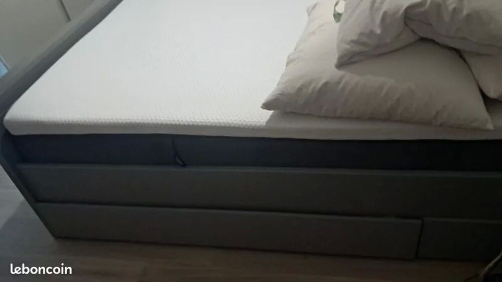 Chambre 160x200 hemmes et matelas Emma tr&egrave;s bon &eacute;tat Meubles