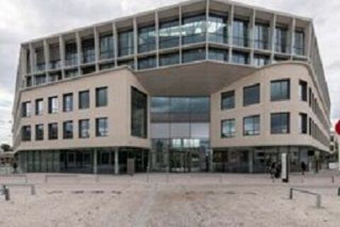 Espace de bureau tout compris pour vous-même et votre équipe à STOP & WORK VERSAILLES CHANTIER 490 78000 Versailles