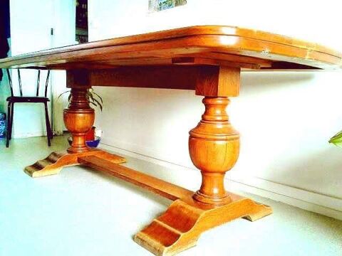 Table et bancs en chne massif 250 Villejuif (94)