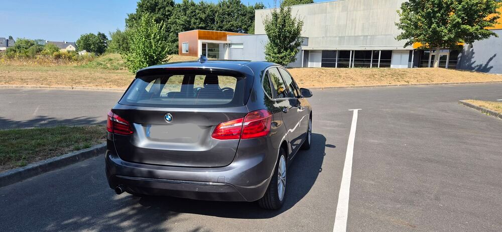 Serie 2 Active Tourer 218i 136 ch Luxury A 2017 occasion 22200 Guingamp