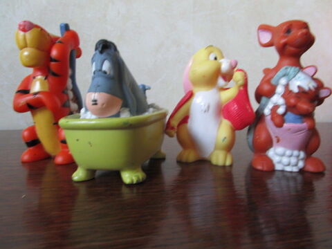 Jouets VINTAGE - Lot 4 SUJETS FIGURINES de BAIN pioupioutes 15 Sassenage (38)