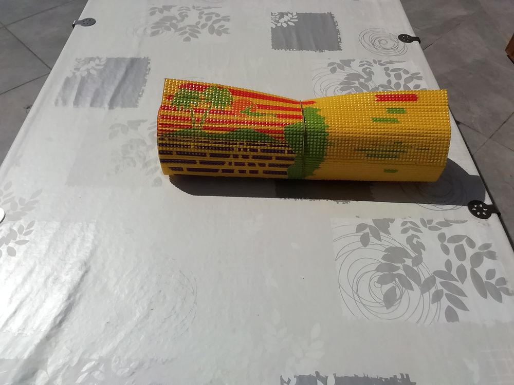 Tapis de sport gym, yoga, ou autre. Sports