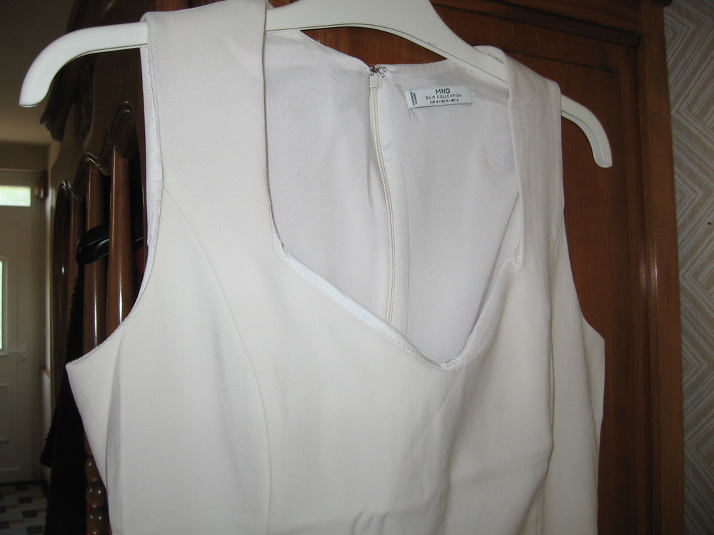 Robe courte blanche Vêtements