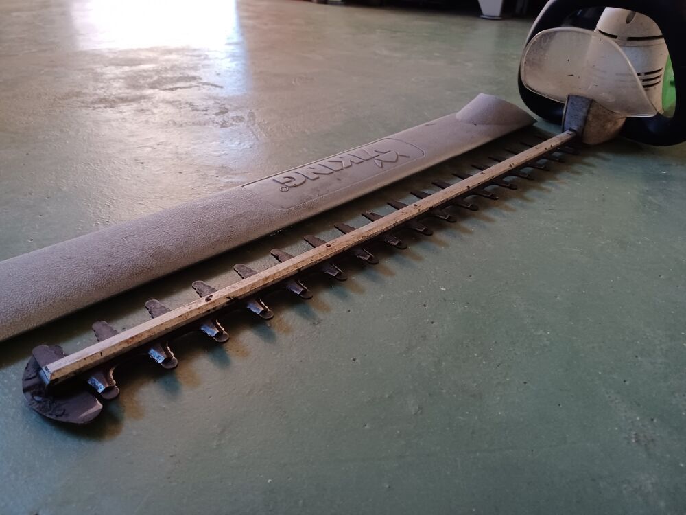 Taille haie "VIKING" model HE 615 
Bricolage