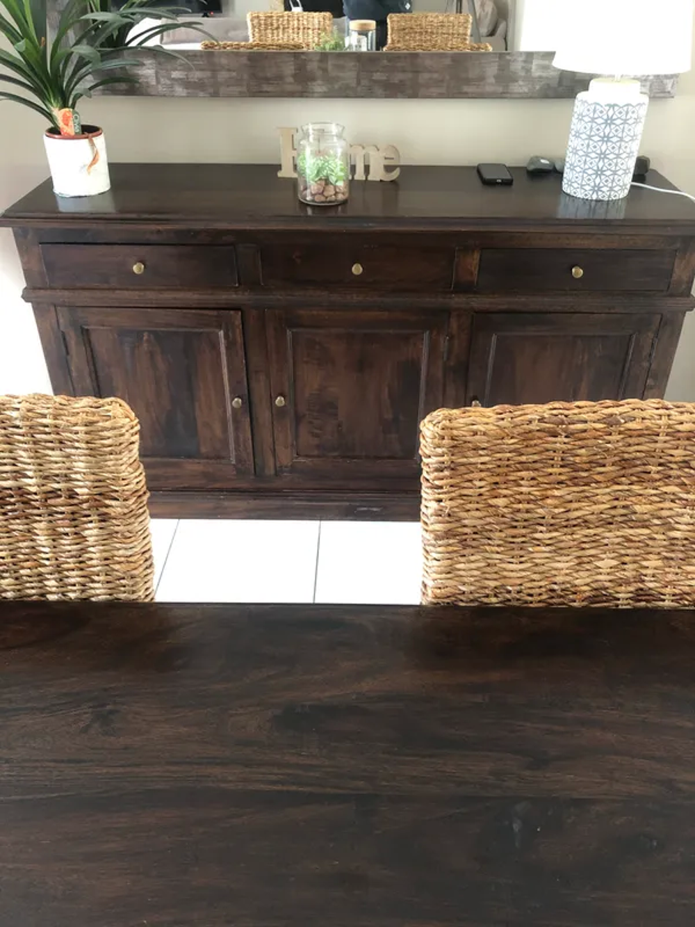 Salle &agrave; manger complete Meubles
