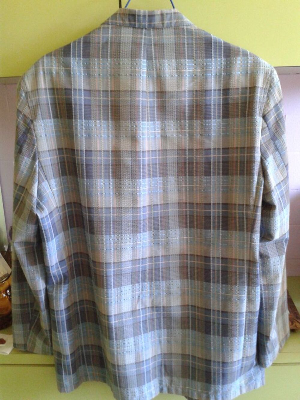 veste &agrave; carreaux taille XL Vtements