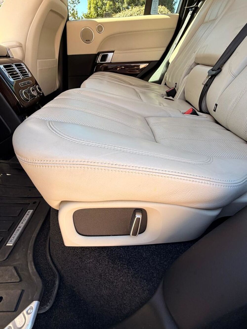Range Rover RANGE ROVER VOGUE 4.4 SDV8 339 CH SWB 2015 occasion 58120 Ch&acirc;teau-Chinon Ville