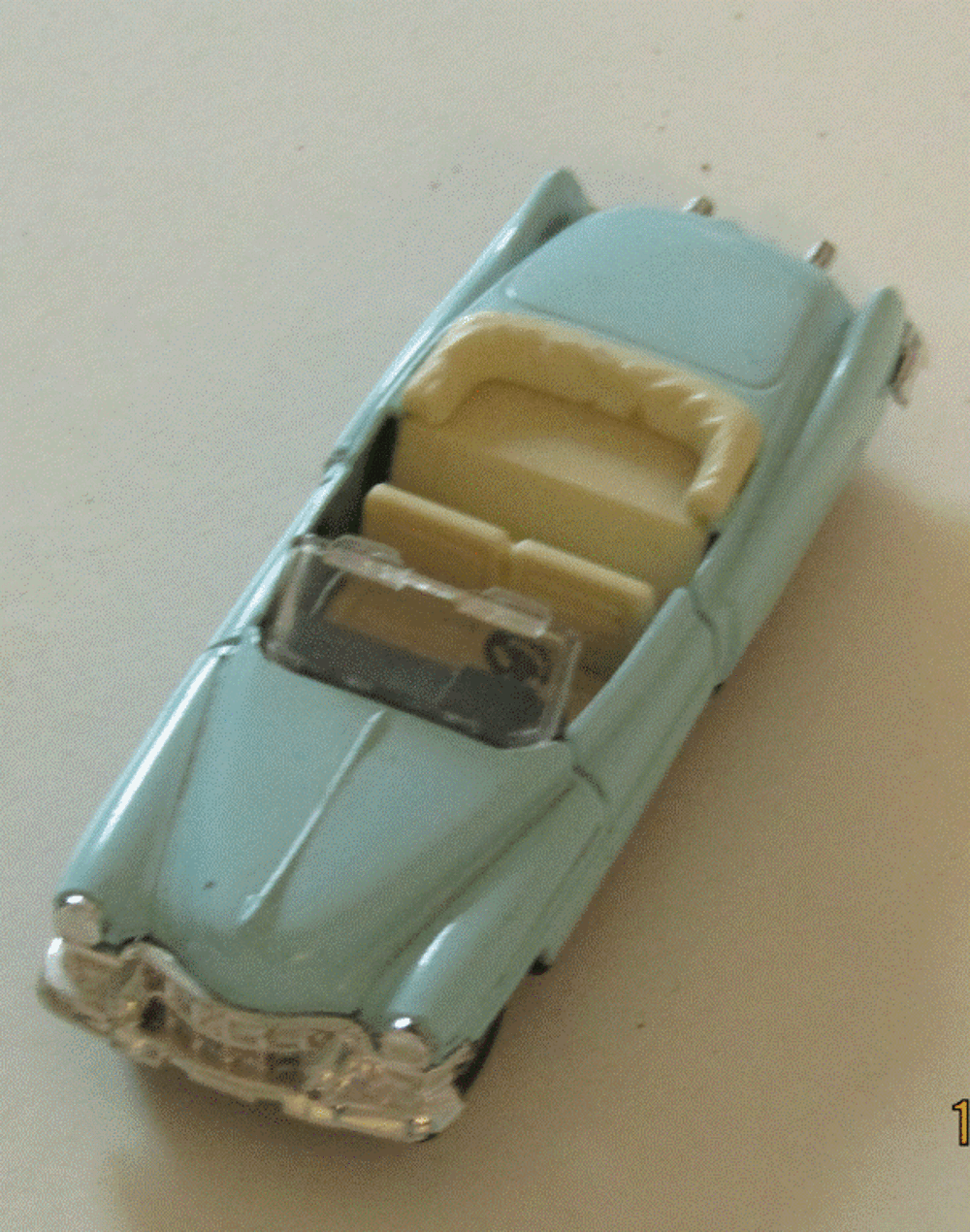  Lot 5 Voitures miniatures superbes 1/40&egrave;me des ann&eacute;es 50 Jeux / jouets