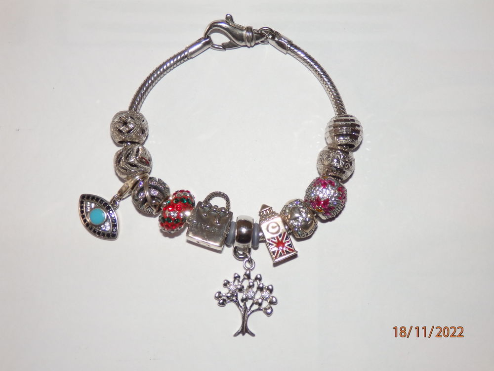 BRACELET PANDORA Bijoux et montres