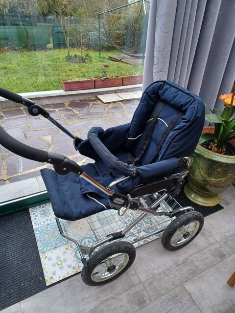 Poussette Emmaljunga 150 Dammartin-en-Gole (77)