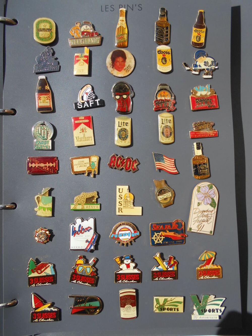 259 pin's (ma collection) 