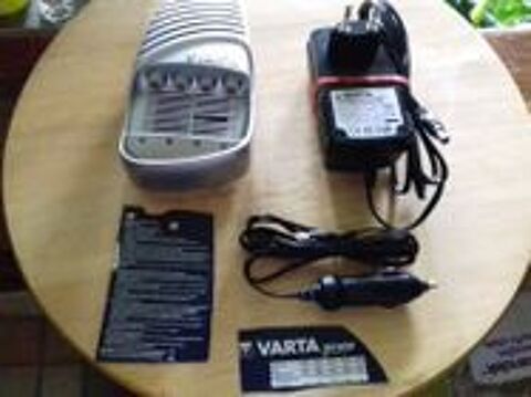 Chargeur de piles VARTA 30 Saulieu (21)
