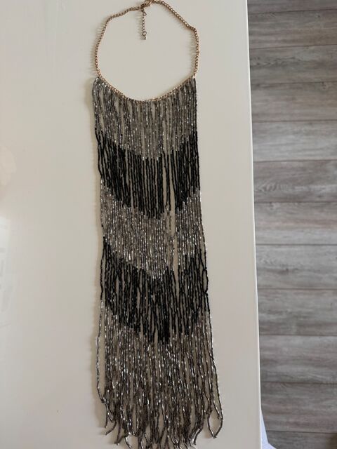 Collier perles noir et argenté 8 Rueil-Malmaison (92)