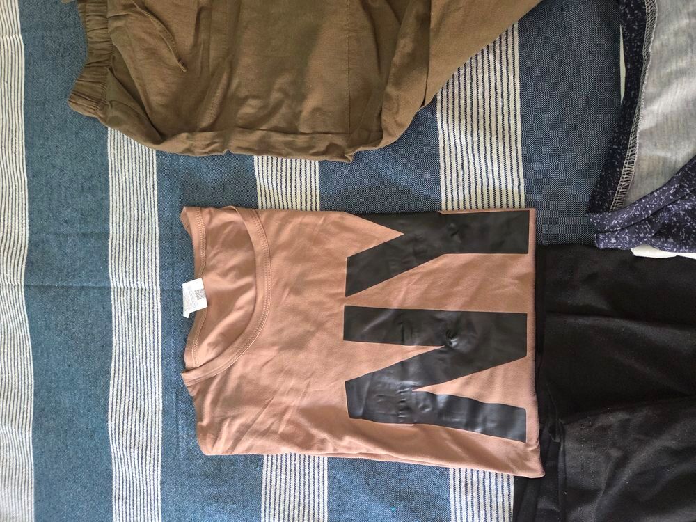 Lot tee shirts femmes Vêtements