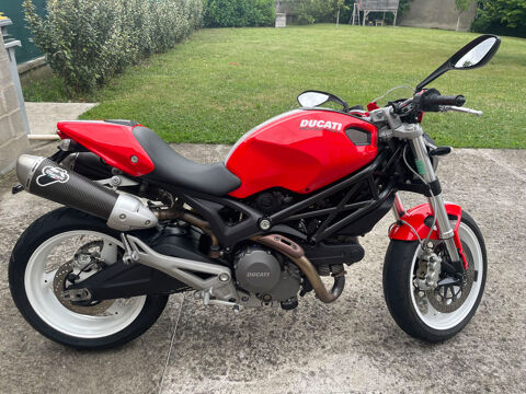 Moto DUCATI 2012 occasion Vichy 03200