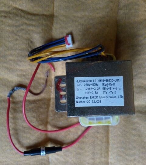 transformateur 10 et 12 volts alternatif Beauchamp (95)