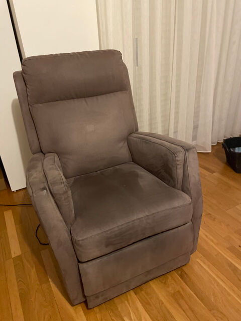 fauteuil de relaxation marque chateau d'Ax 120 Issy-les-Moulineaux (92)