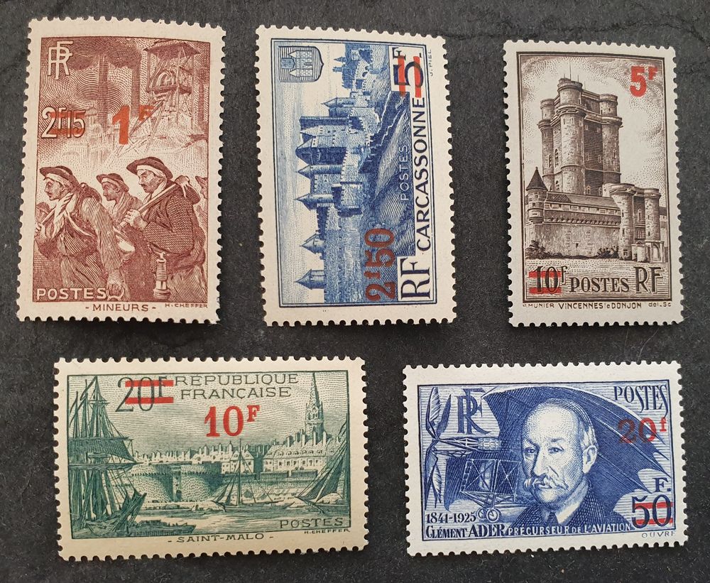 Timbres France s&eacute;rie 476 &agrave; 493 neufs 