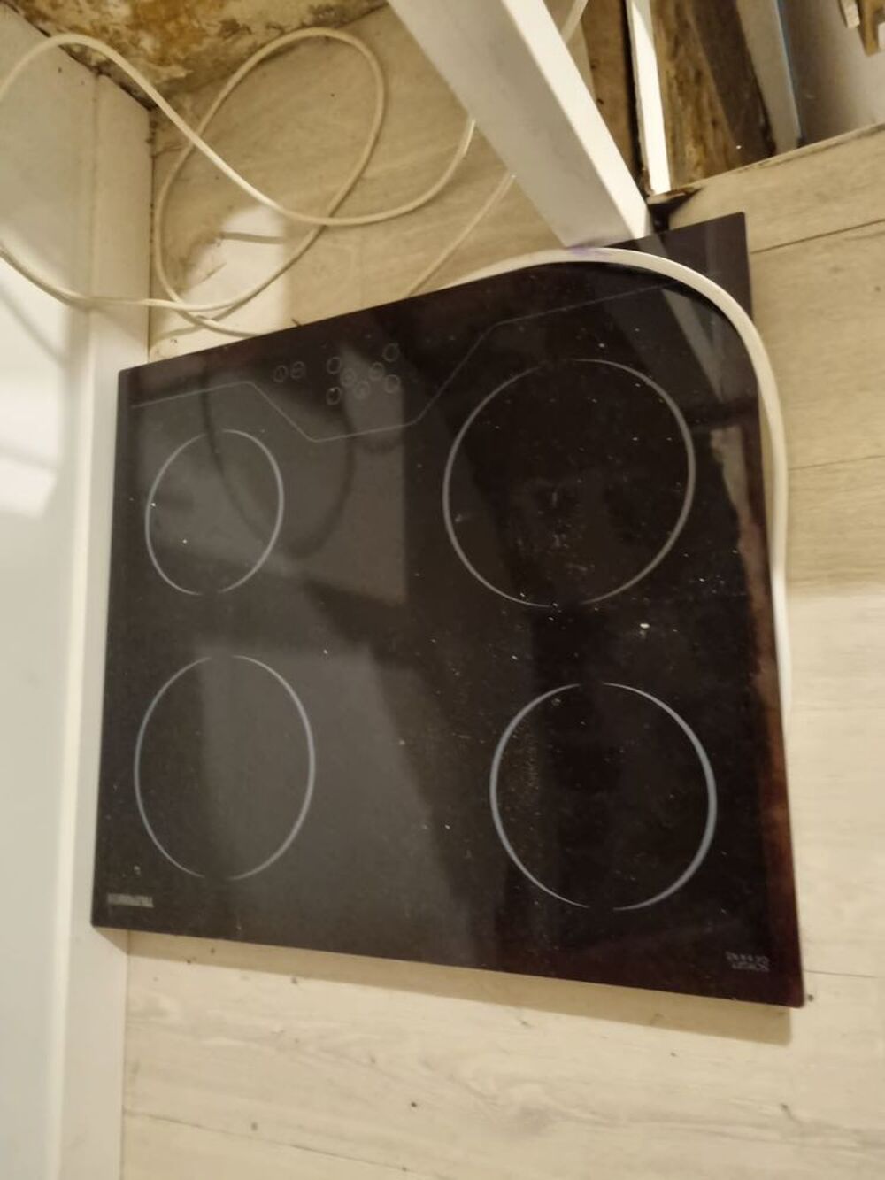 Plaques de cuisson &eacute;lectriques neuves Electroménager