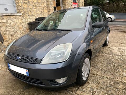 Annonce voiture Ford Fiesta 4490 
