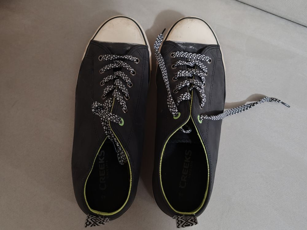 chaussures CREEKS homme p 45
Chaussures
