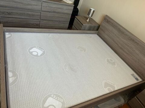 Chambre compl�te  285 Vallauris (06)