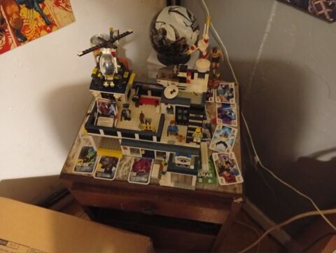 commissariat  Lego Roubaix (59)